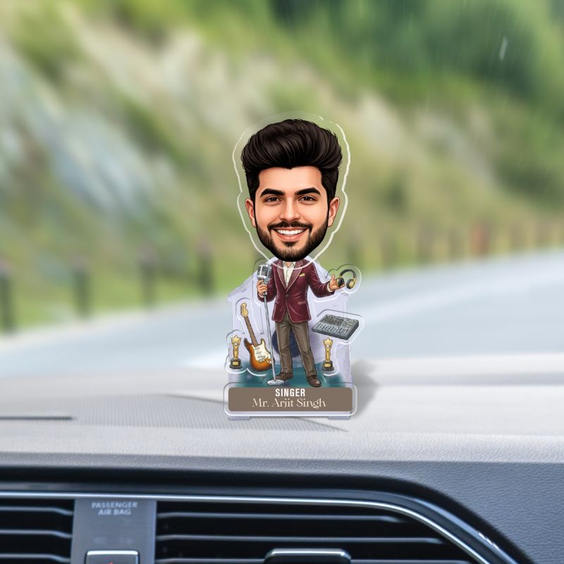 Personalized Male Singer Bobblehead Caricature Musical Gift for Artists, Vocalists, Musicians, and Aspiring Singers Music Themed Studio Desk Decor Battery Powered Moving Head